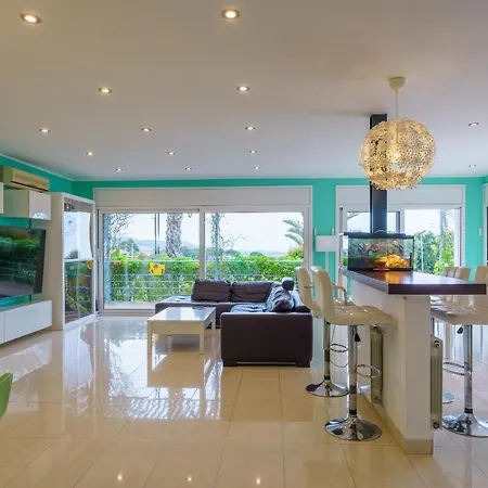 Homeholidaysrentals Celimar-costa Barcelona Villa Calella