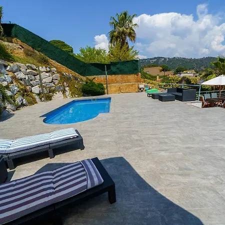 Homeholidaysrentals Celimar-costa Barcelona * Calella